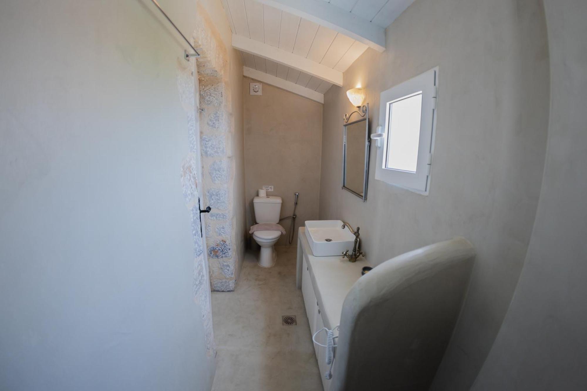 Ampelos Tower コッカラ 部屋 写真